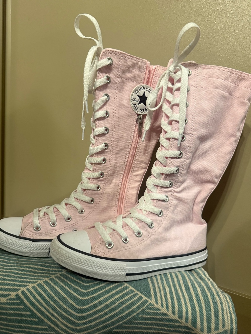 Converse Chuck Taylor All Star XX-Hi Knee-High Sneakers Pink Youth 1